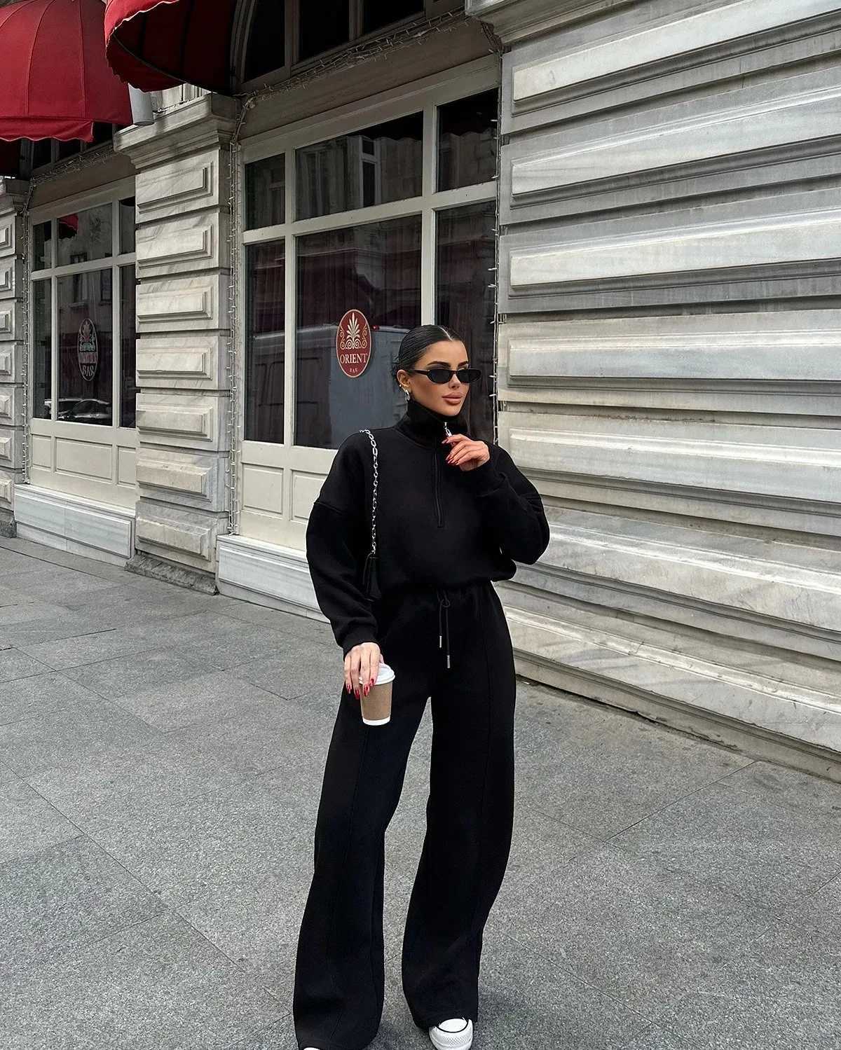 New casual and sporty two-piece set stand-up collar pullover long-sleeved sweatshirt wide-leg long pants for womens clothing M260313