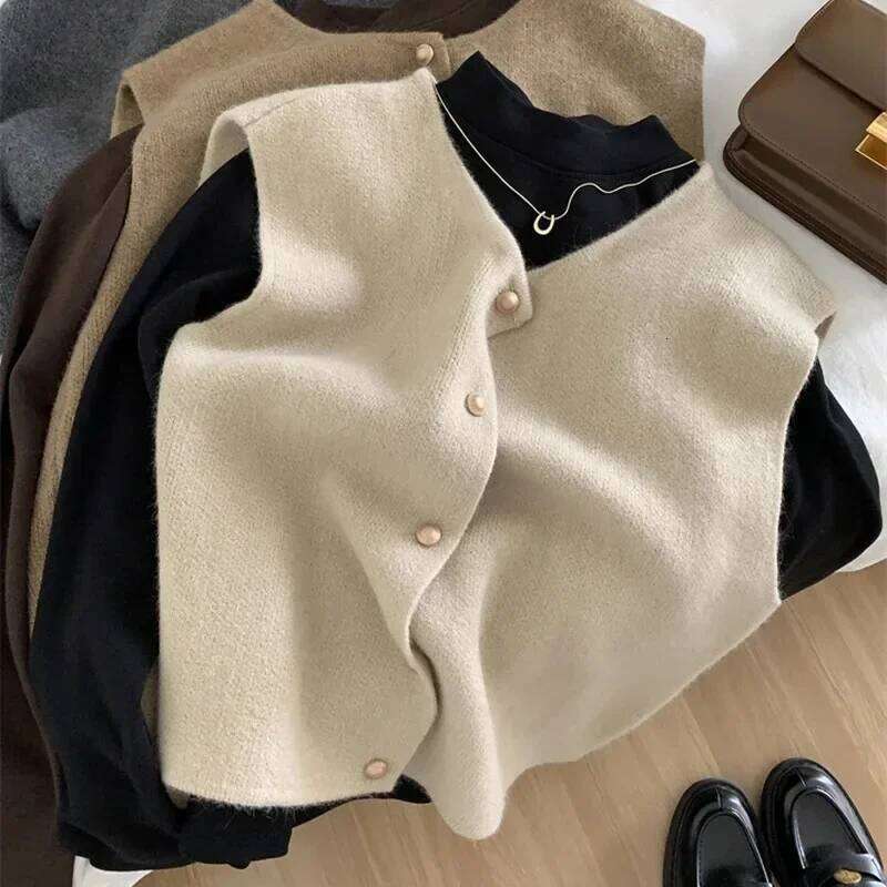 Fashion 2026 Soft Chic Preppy Style Wild Elegant Lady Waistcoat Knitted Vintage Women Autumn Winter Sweater Vests