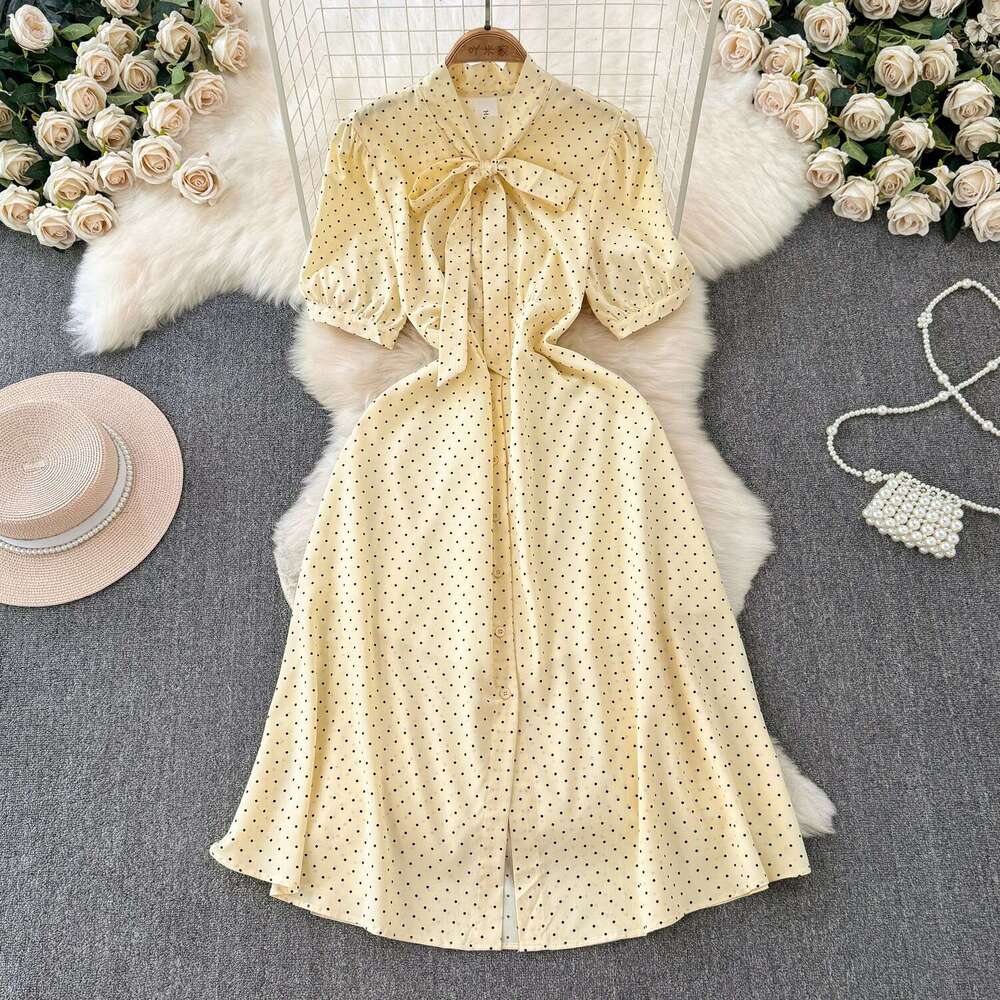 French classic polka dot short sleeved women's 2026 summer new multifunctional mid length A-line skirt suitable for commuting