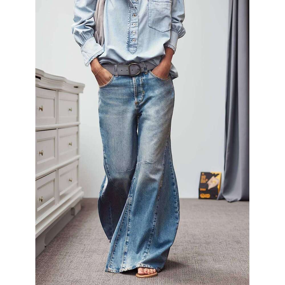 Street fashion retro flared women's washed low waist light blue wide leg ladies jeans for going out all-match style Z260313