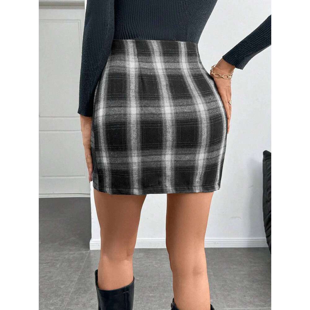 Black white plaid printed short midi skirt, suitable for daily wear in autumn and winter. Z260314