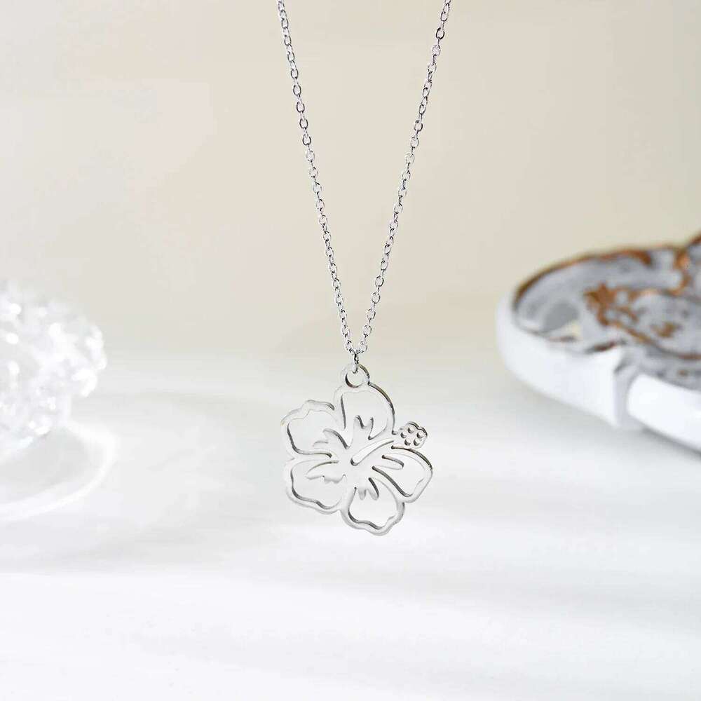 Stainless Steel Necklace For Women Light Hollow Flower Pendant Clavicle Chain Choker Party Minimalist Jewelry Gifts H260312