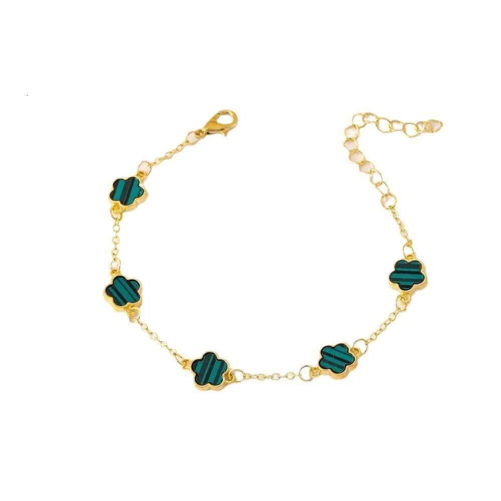 Lucky Five-petal Flower Five- Cr Earrings Necklace Three-piece Set for Woman Stylish Accessories Party Jewelry H260312