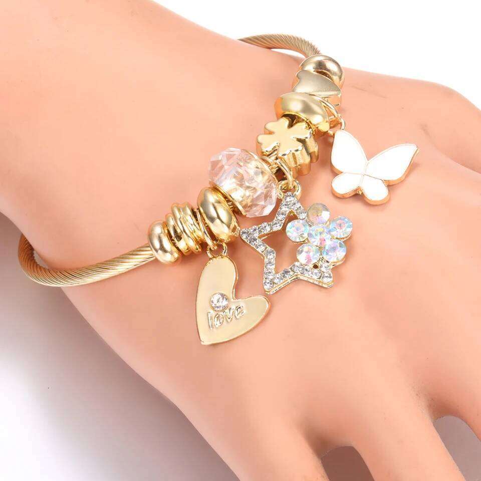 New Trendy 4 Colors Heart Shape Painted Pendant Closure Beaded Golden Stainless Steel Women Bracelet 2025 Charm Jewelry Z260313