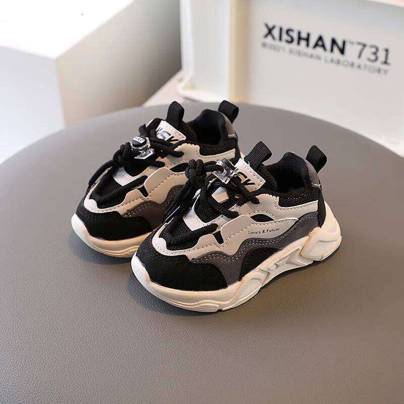 Kids Sport Fashion Mesh Breathable Boys Sneakers Spring Autumn Children Girls Outdoor Running Shoes 26Y0313