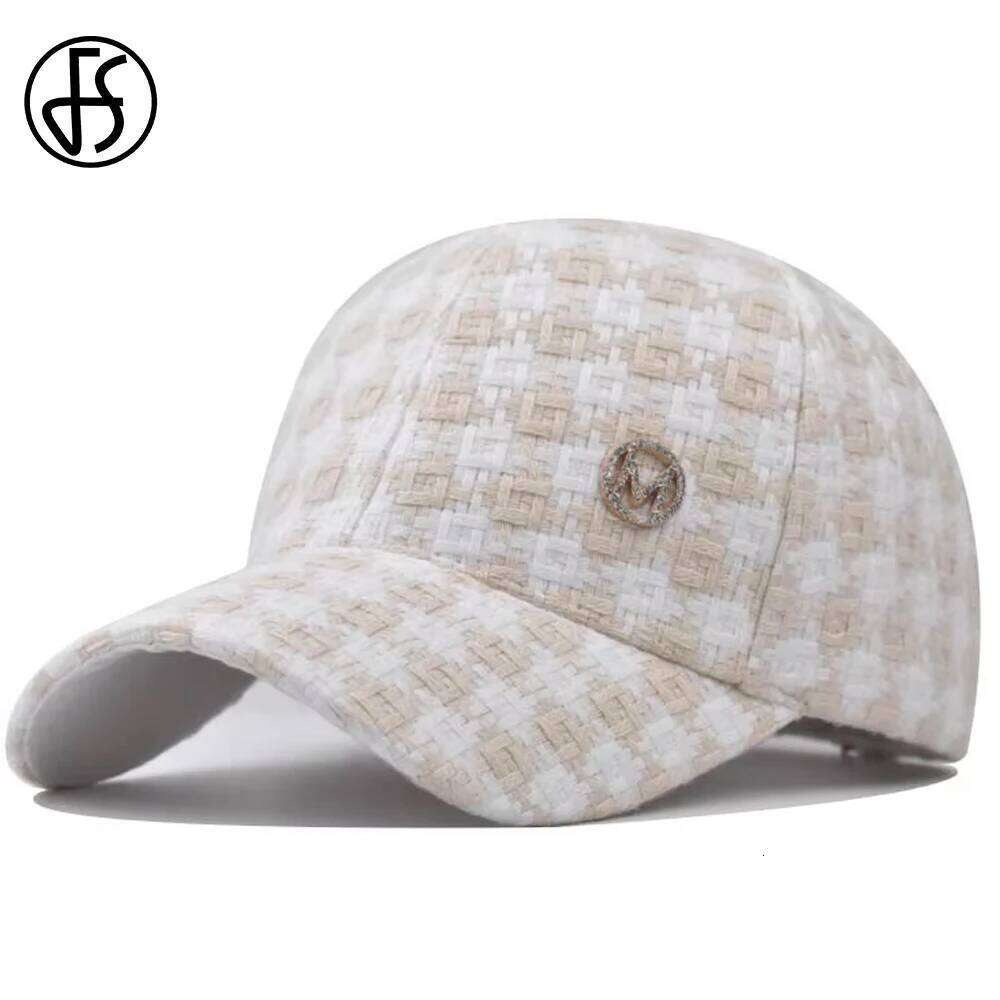 FS 2025 Beige Plaid Design Baseball Caps For Men Luxury Brand Women Cap Cotton Winter Streetwear Trucker Hat Casquette Femme Z260314