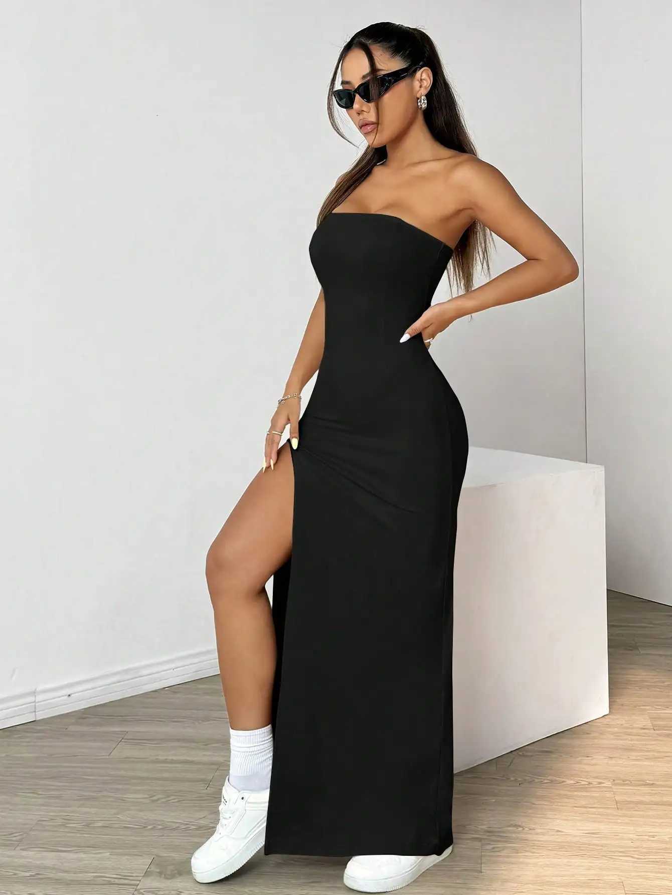 Elegant ladies strapless camisole slit simple basic solid color long dress ideal for casual and semi-formal occasionsT260314