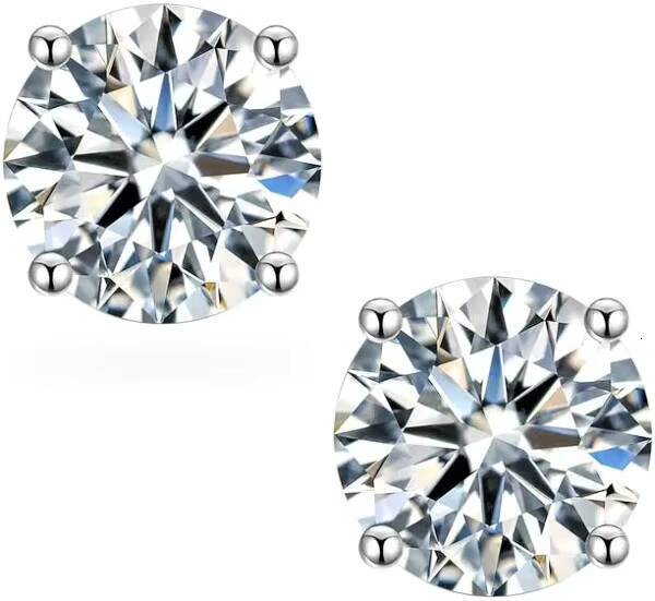 Top Quality Moissanite Diamond Earring with Brilliant Cut Stones Perfect for Weddings and Gifts Affordable at Wholesale Price