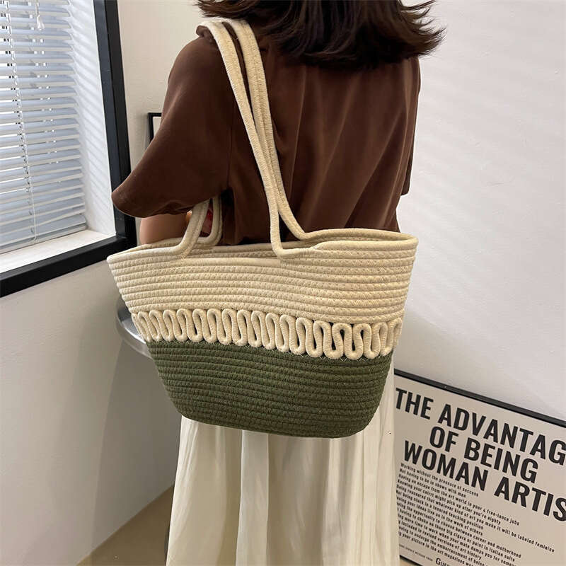 Single Shoulder Hollow Summer Woven New Large Capacity French Style Straw Beach Vacation Bag For Women