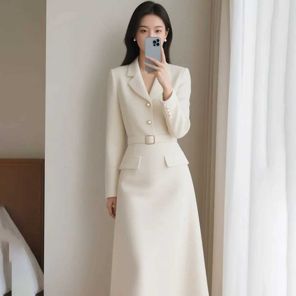 Spring Autumn 2026 New Blazer Dresses Womens Fashion French Loose Long Sleeve Retro Commuting Doggy Medium Long Blazer DressT260316