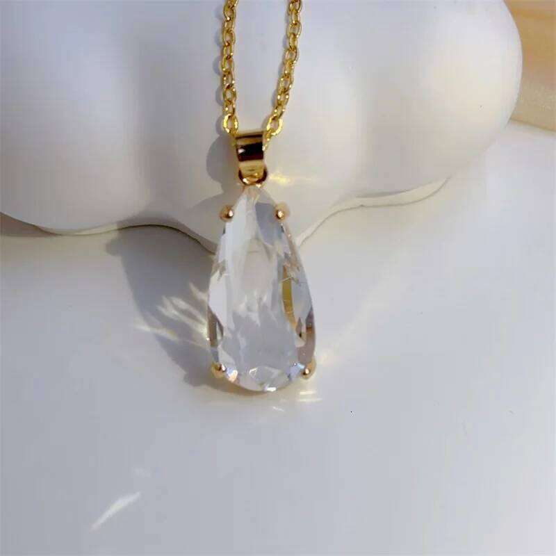 Exquisite Personality Crystal Clear Water Drop Necklace Classic Retro Texture Design Stainless Steel Clavicle Chain H260312