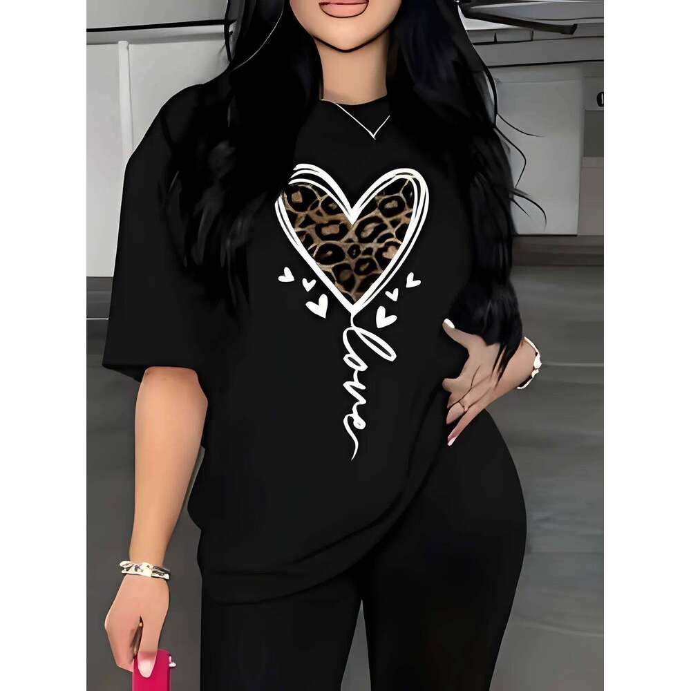 Women'sShort Sleeved T-shirt with Leopard Print Heart PatternT-shirt Casual Fashionable Top InBlack and White for Daily Wear Z260314