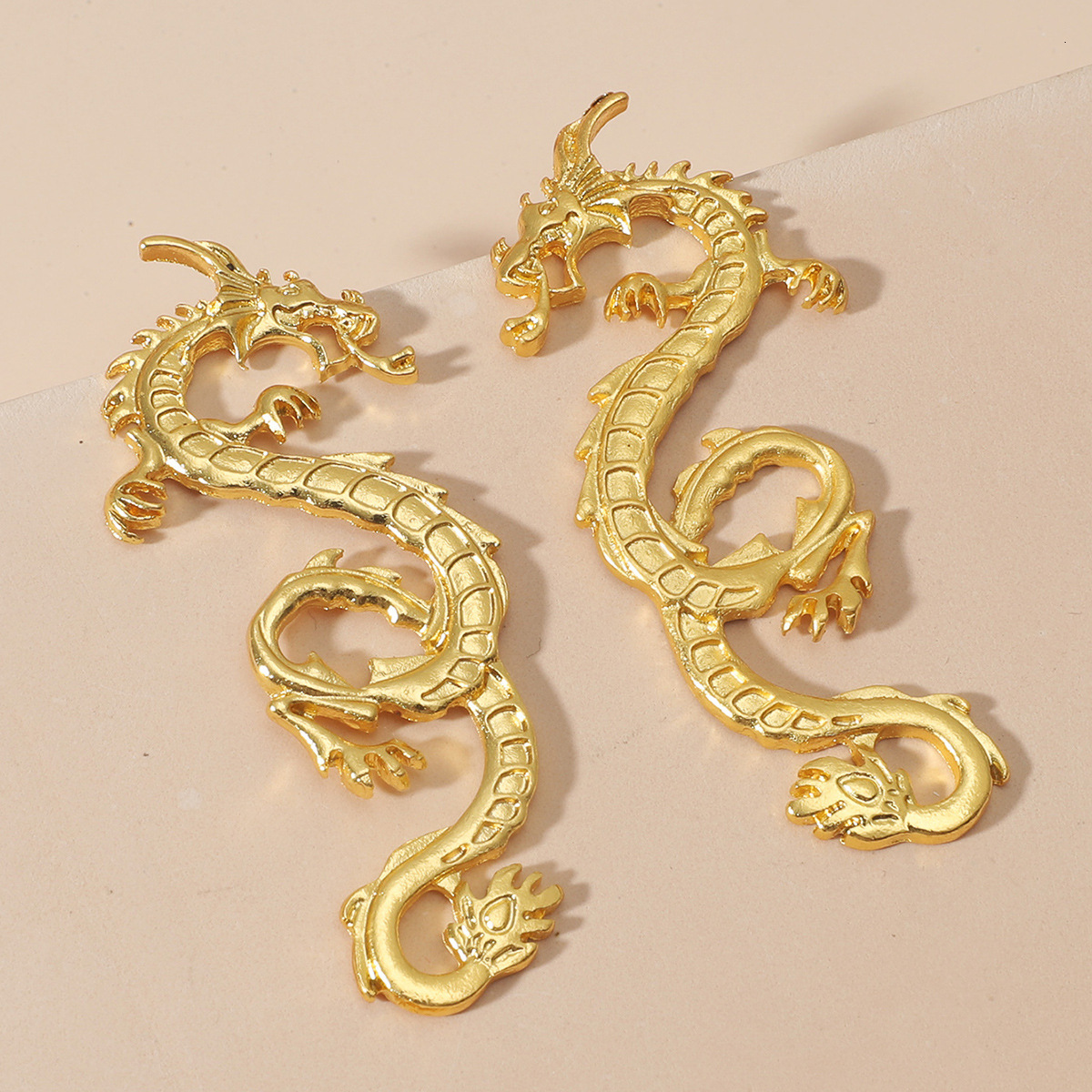 Free Shipping Ins Style Exaggerated Gold Dragon For Women, Elegant Alloy Animal Stud Earrings, Zodiac Year Earrings