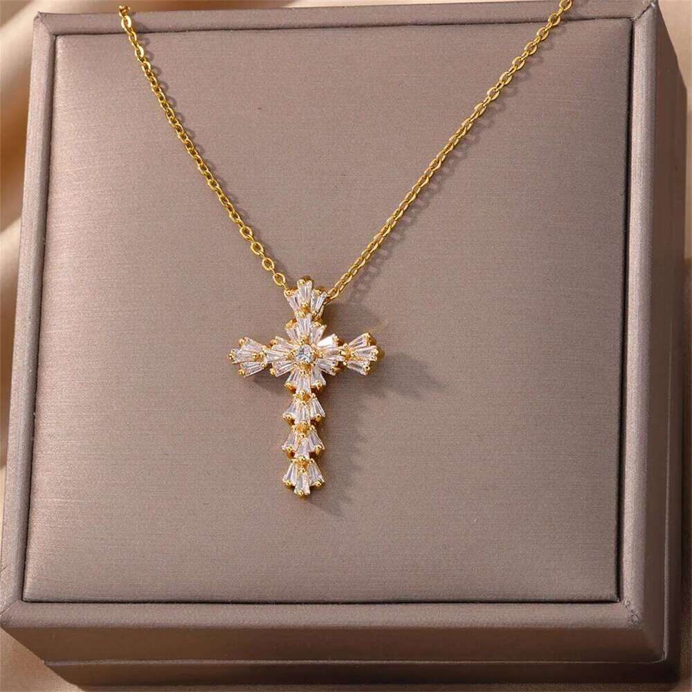 Zirconia Cross Pendant Necklace for Women Zircon Crystal Stainless Steel Chain Charm New Trend Aesthetic Jewerly collares H260312