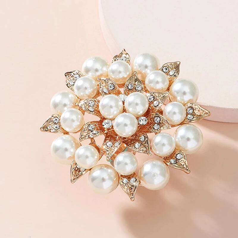 Elegant White Pearl Crystal Women Jewelry Accessories Big Korean Flower Zircon Engagement Ring Party Gift H260312