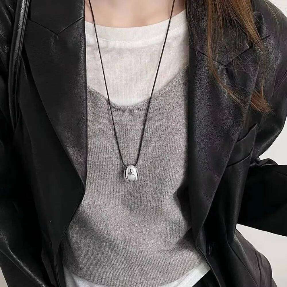 New Minimalist Metal Geometric Ball Long Pendant Necklace for Women Design Wax Rope Sweater Chain Trendy Jewelry Accessories H260312