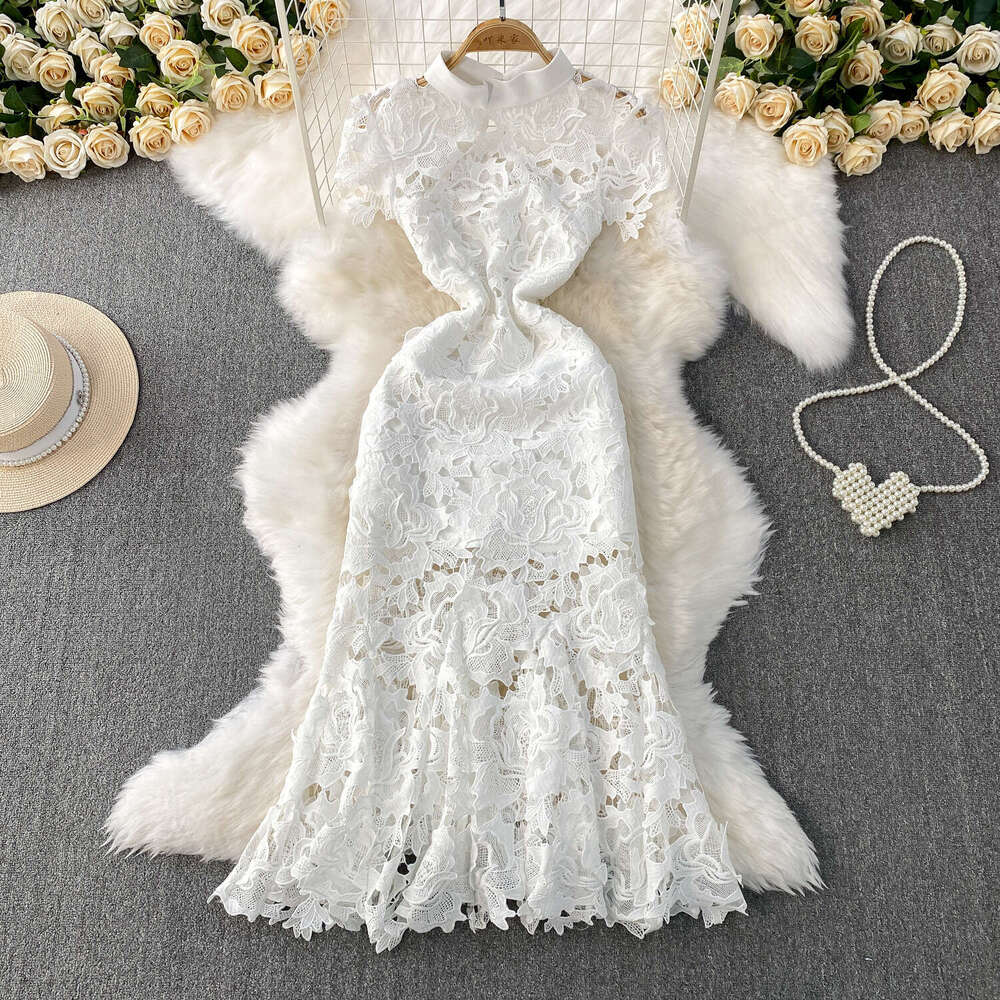 2026 elegant and exquisite lace short sleeved stand up collar women's a25 summer new slim fit waist cinched mermaid dress