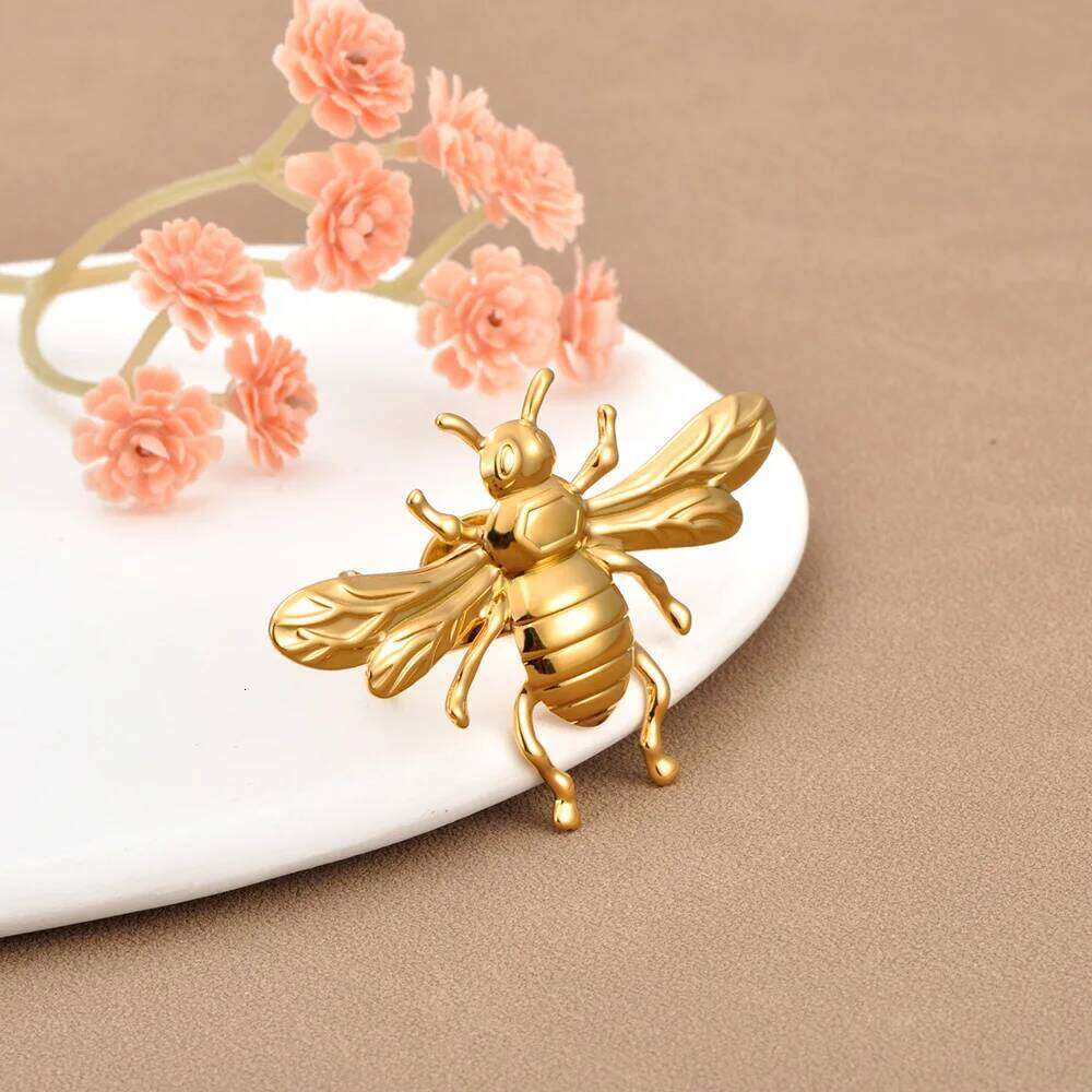 Lokaer Fashion Bee Open for Women Stainless Steel Gold Color Finger Rings Insect Animal Jewelry Gift Wholesale R25025 H260312