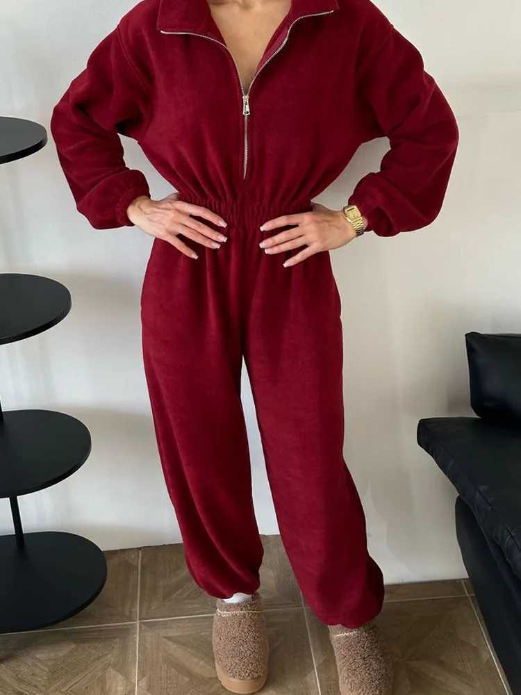 Sports and leisure contrast color jumpsuit fashion trend street jumpsuit womens suit new women clothing M260313