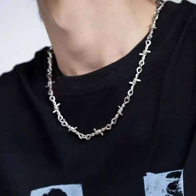 Punk Retro Spiked Metal Knot Chain Small Thorn Necklace For Men and Women Cool Hip-hop Fashion Jewelry Gifts H260312