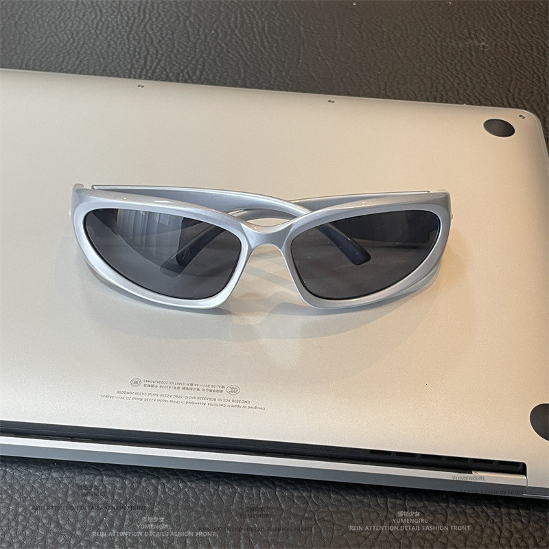 European and American Y2K Millennium Future High-End Women INS New Style Sunglasses for Men UV Protection Cycling Glasses