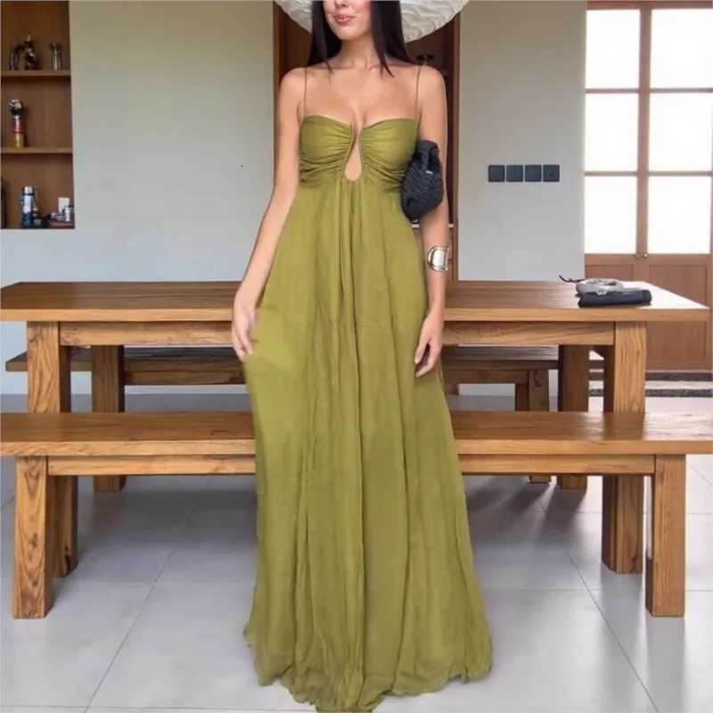 Elegant Spaghetti Strape Holiday Party Dress Women Summer Sleeveless Hollow Out Casual Maxi Dresses Sexy Backless Dress 2025T260314