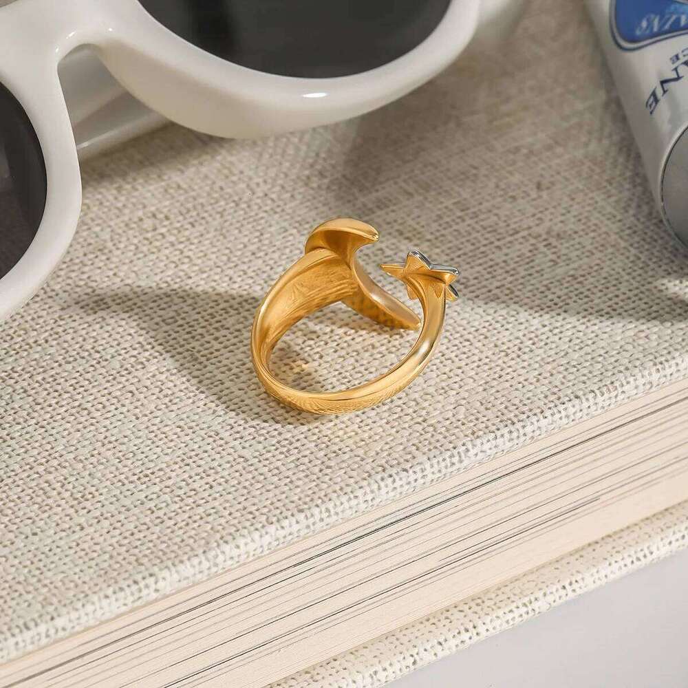 XIANING Minimalist Two Tone Star Moon Open 18K Gold Color Plated Stainless Steel Universe Ring Women's Jewelry Party Gift H260312