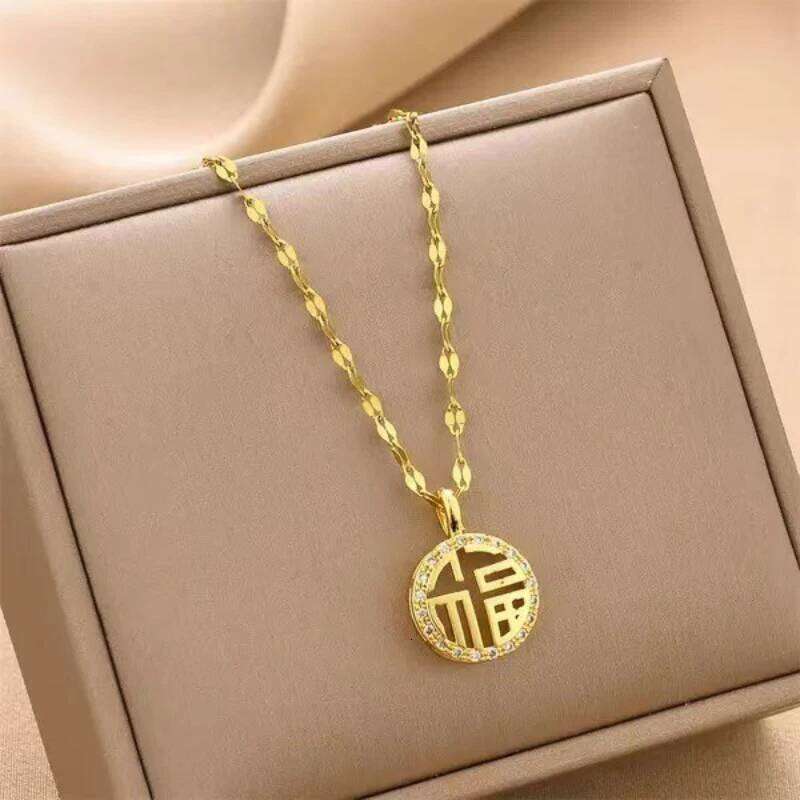Heart-Shaped Lucky Cr Necklace For Women Rose Flower Pendant Clavicle Choker Stainless Steel Chain Fashion Jewelry H260312