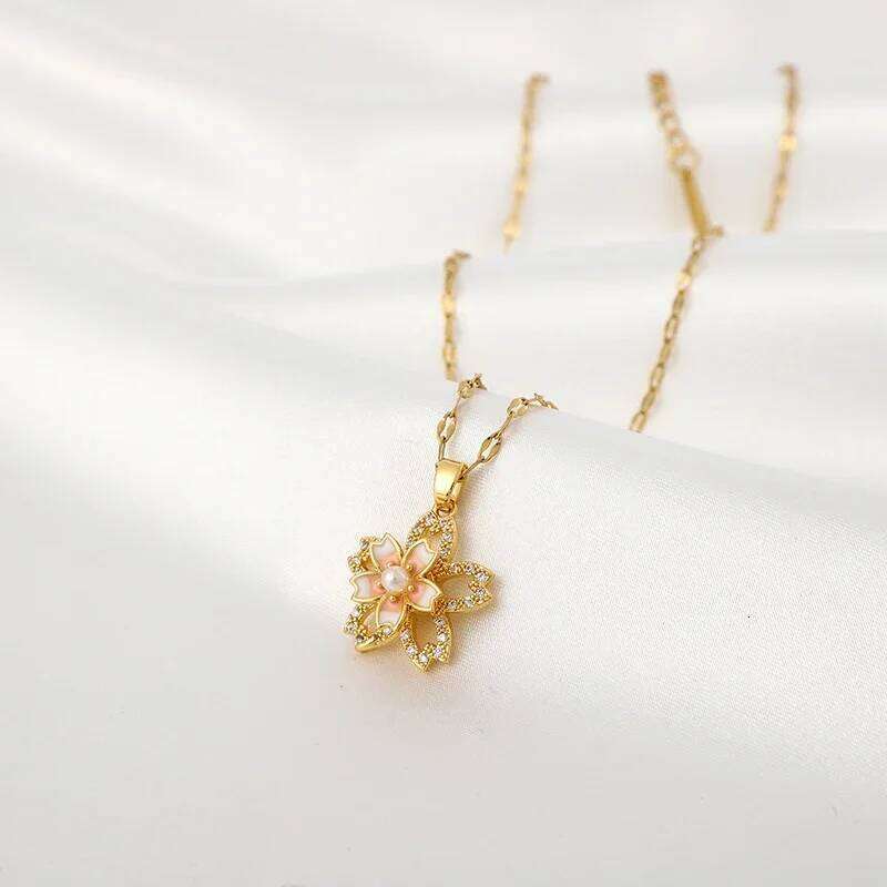 360 rotatable decompressed flower pearl five-pointed star pendant necklace for womens birthday and Thanksgiving gift H260312