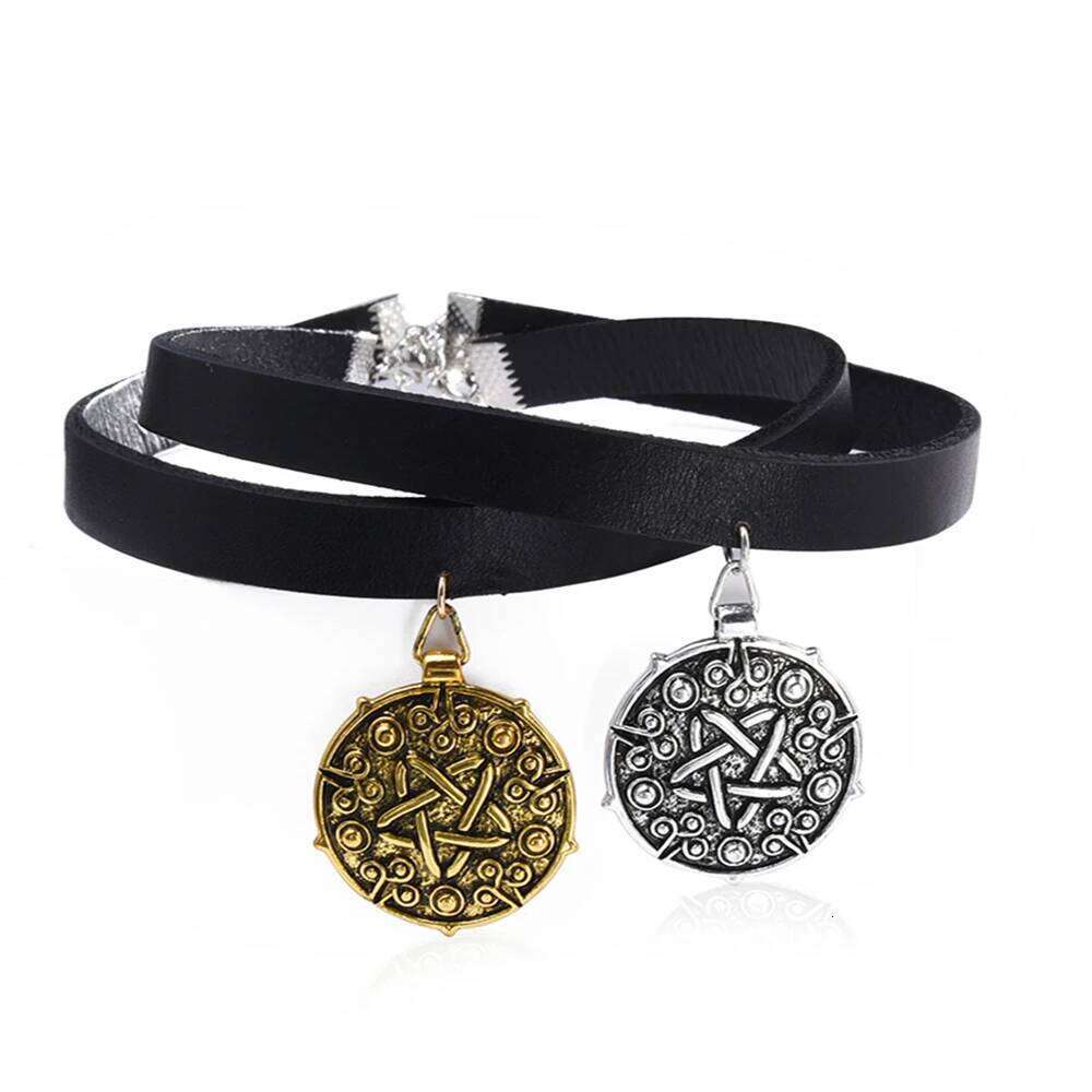 Catuni Witcher Round Medallion Leather Choker Necklace Hunt Game Gothic Retro Pendant Jewelry Gift For Man Woman Cosplay H260312