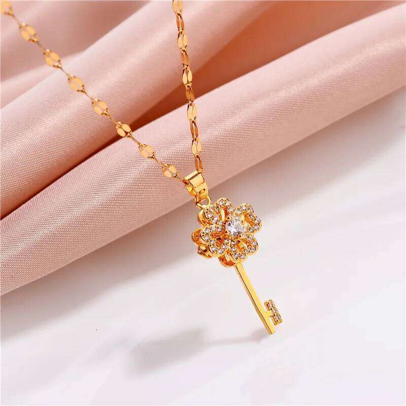 Trendy Sweet Sexy Gold Color Stainless Steel Necklaces For Women Korean Fashion Female Pendant Clavicle Chain Jewelry Wholesale H260312