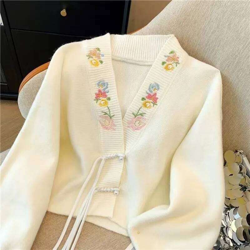 Cardigan Women V-neck New Chinese Style Ins Embroidery Design Trendy All-match Outwear Knitted Gentle Elegant Autumn Cozy Chic Z260313