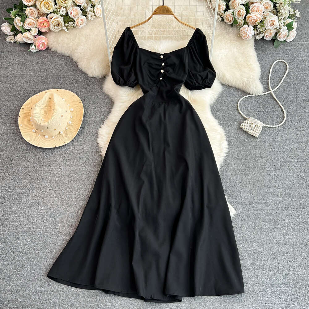 Designer wine red engagement A12 dress French high-end style long skirt fluffy short sleeved square neck waist slimming A-line skirt