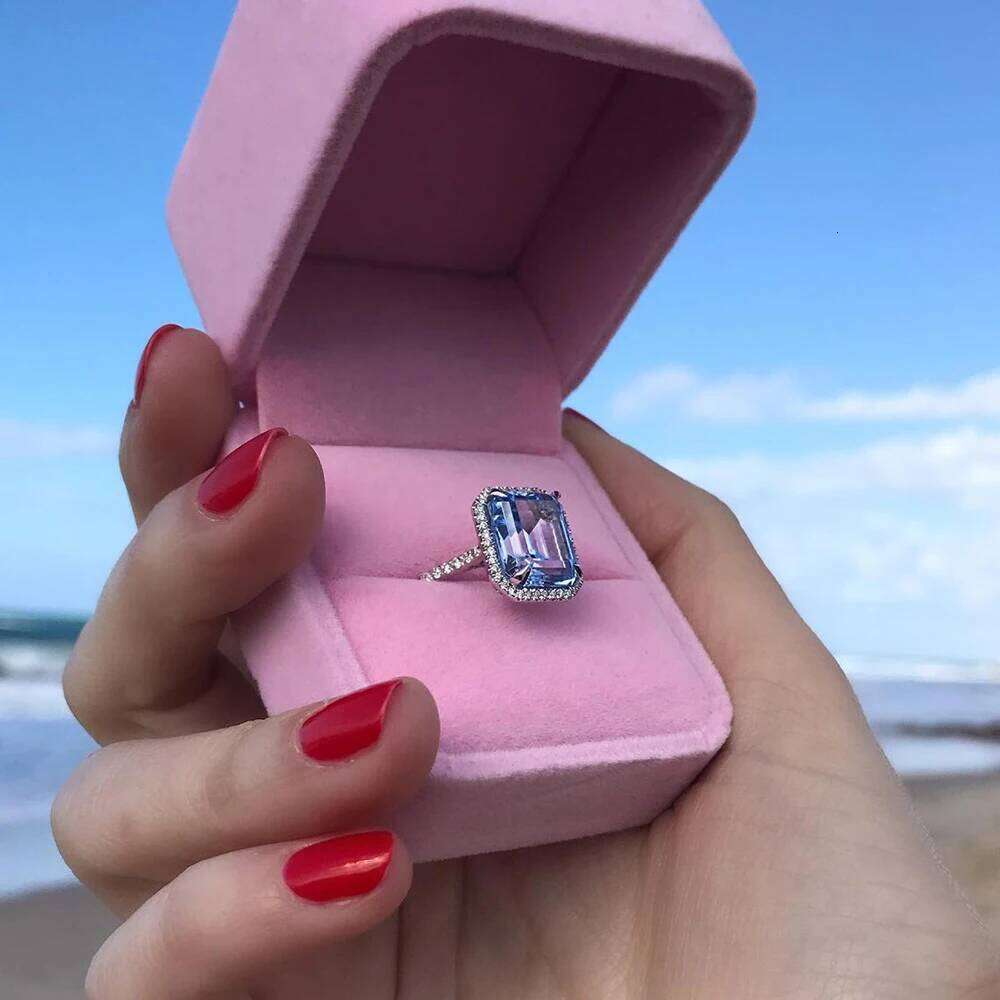 Huitan Gorgeous Bridal Wedding Rings Crystal Square AAA Cubic Zirconia Elegant Accessories High Quality Statement Ring for Women H260312