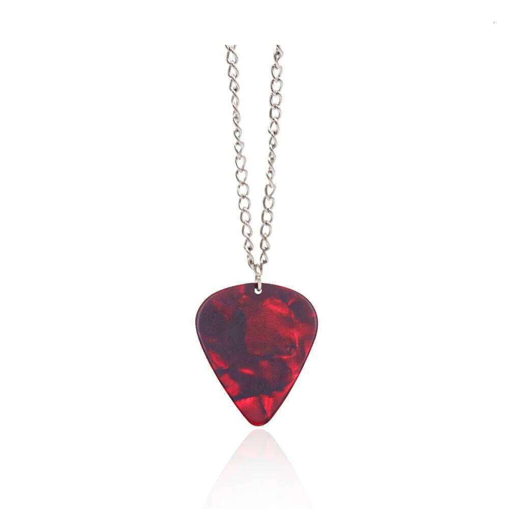 Guitar Pick Necklace Heart Ruby Pendant Eddie Munson Clavicle Chain Punk Strange Horror Things Choker Cospaly Jewelry Gifts H260312