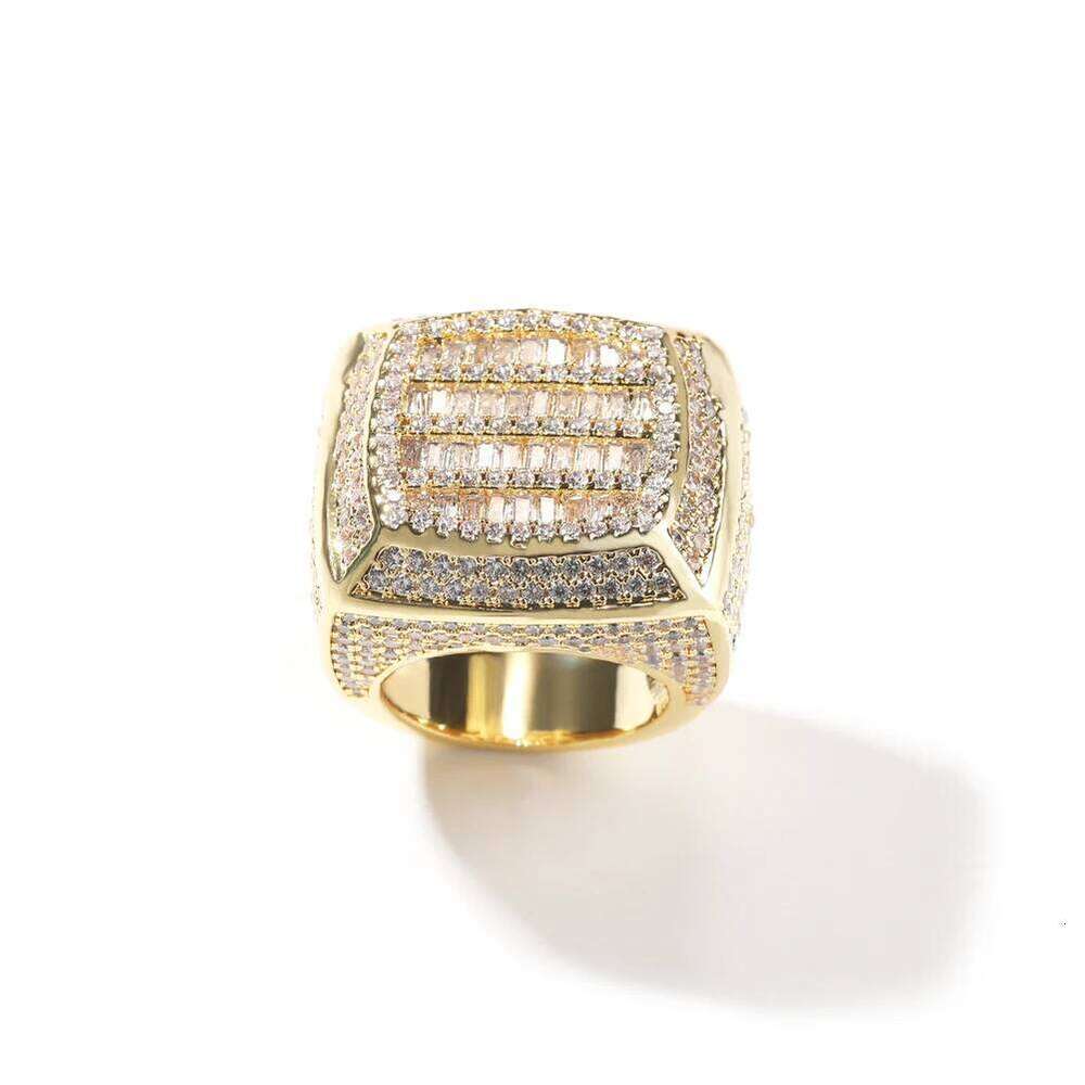 THE BLING KING Men's Iced Square Micro Paved 5A+ Cubic Zircon Hip Hop Cluster Pinky Ring Radiant Baguette Champion Jewelry H260312