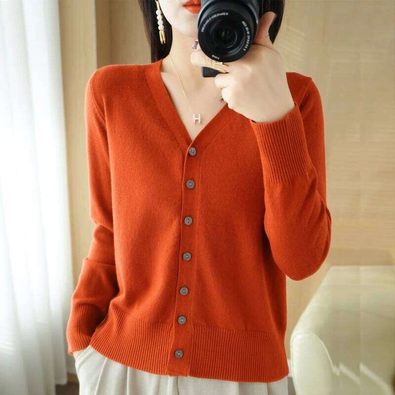 New V-neck cardigan spring autumn, a Korean-style fashionable and comfortable knitted sweater for women-ZD035 Z260313