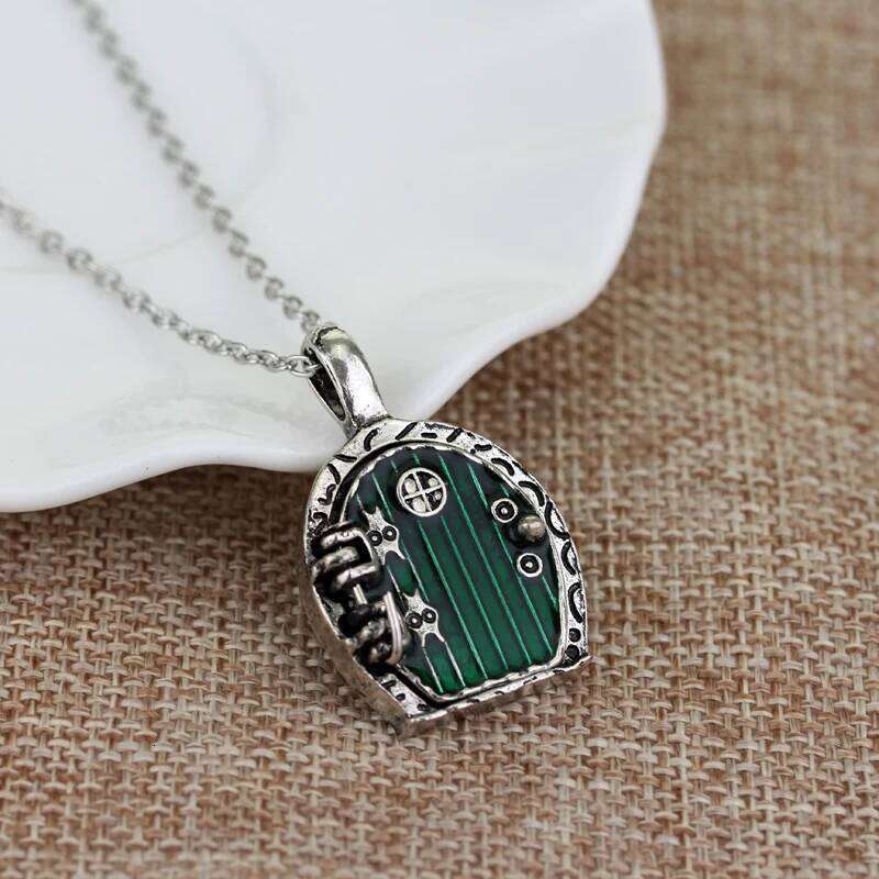 Vintage Jewelry Charm Green Door Locket Pendant Necklace For Men And Women Gift maxi plated gold statement necklace H260312