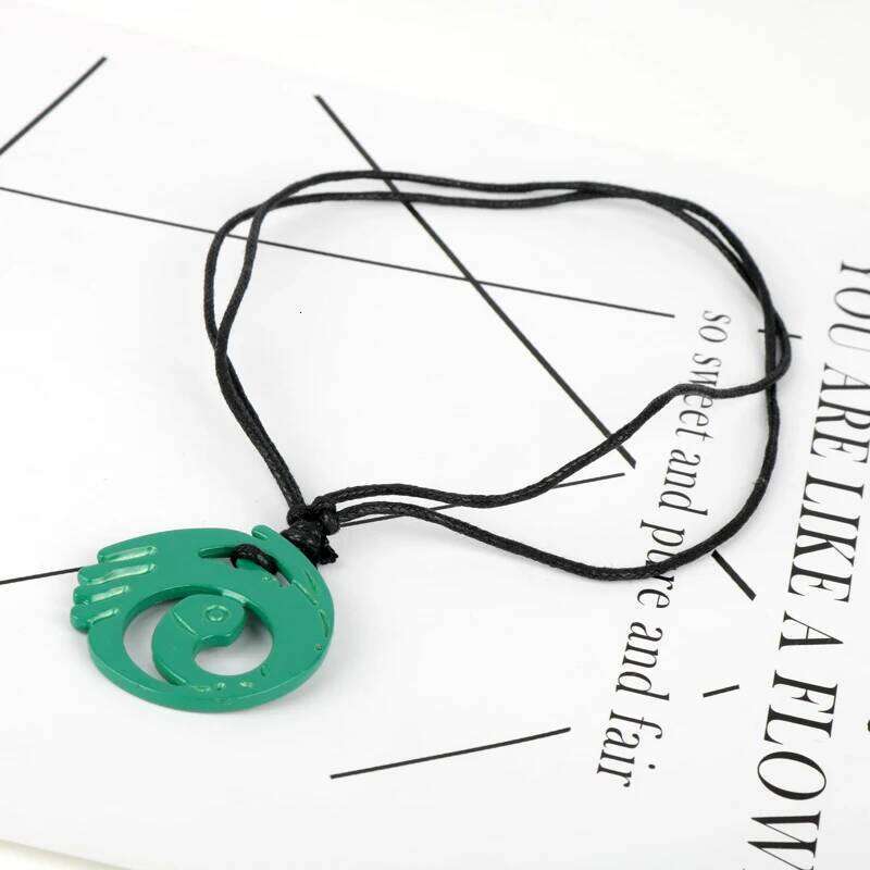 Movie Tomb-Raider Theme Rope Chain Green Color Dangle Lara Croft Pendant Necklace Jewelry Presents H260312