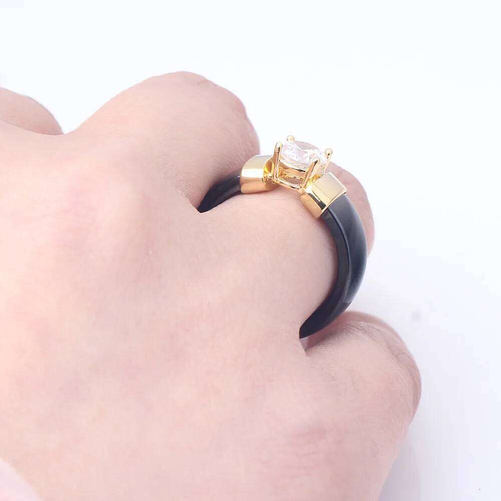 Zircon Ceramic Ring For Women Party Wedding Finger jewelry Accessories Waterproof Anti-fading US Size Black White Color H260312