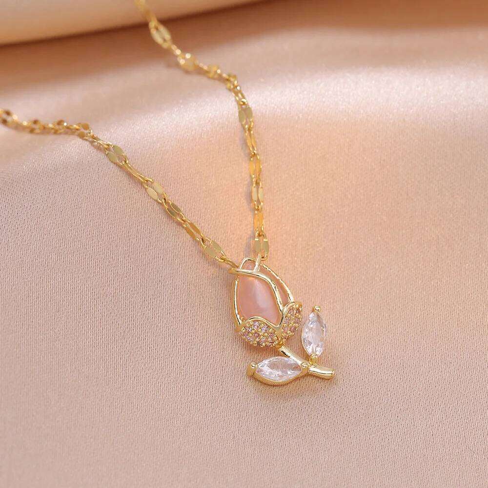 Sweet Romantic Pink Tulip Flower Pendant Necklaces for Women Girls Classic Stainless Steel Chain Jewelry Accessories Gifts H260312