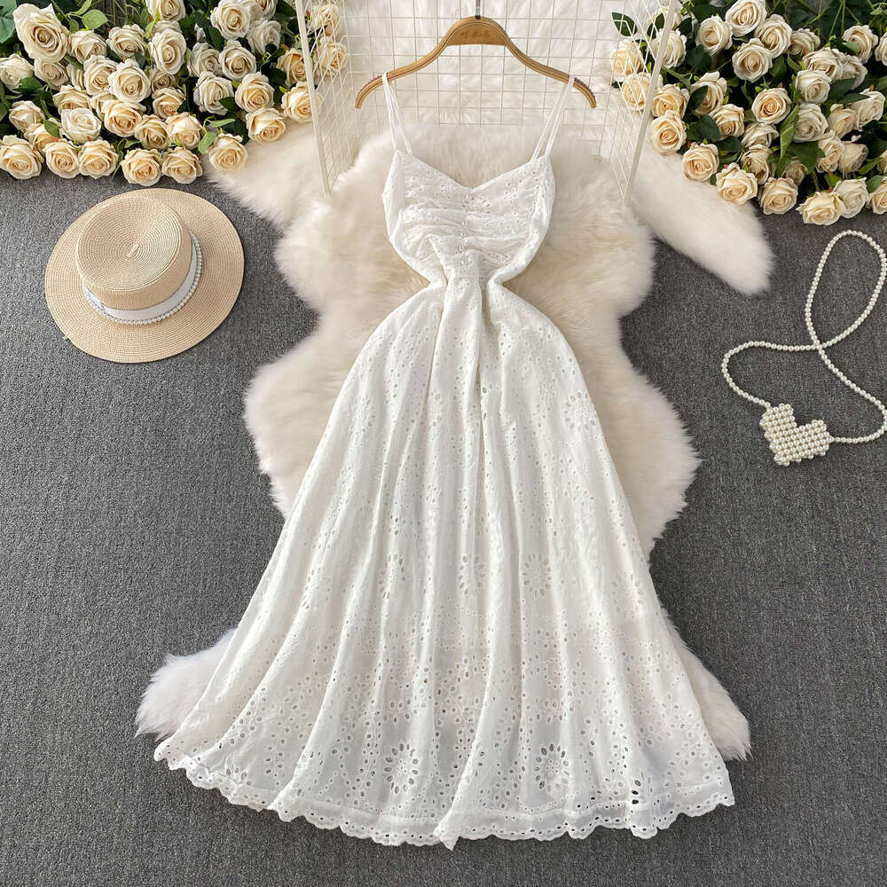 Designer women's French soft pink V-neck vest skirt summer crochet hollow embroidery A13 slim fit long skirt