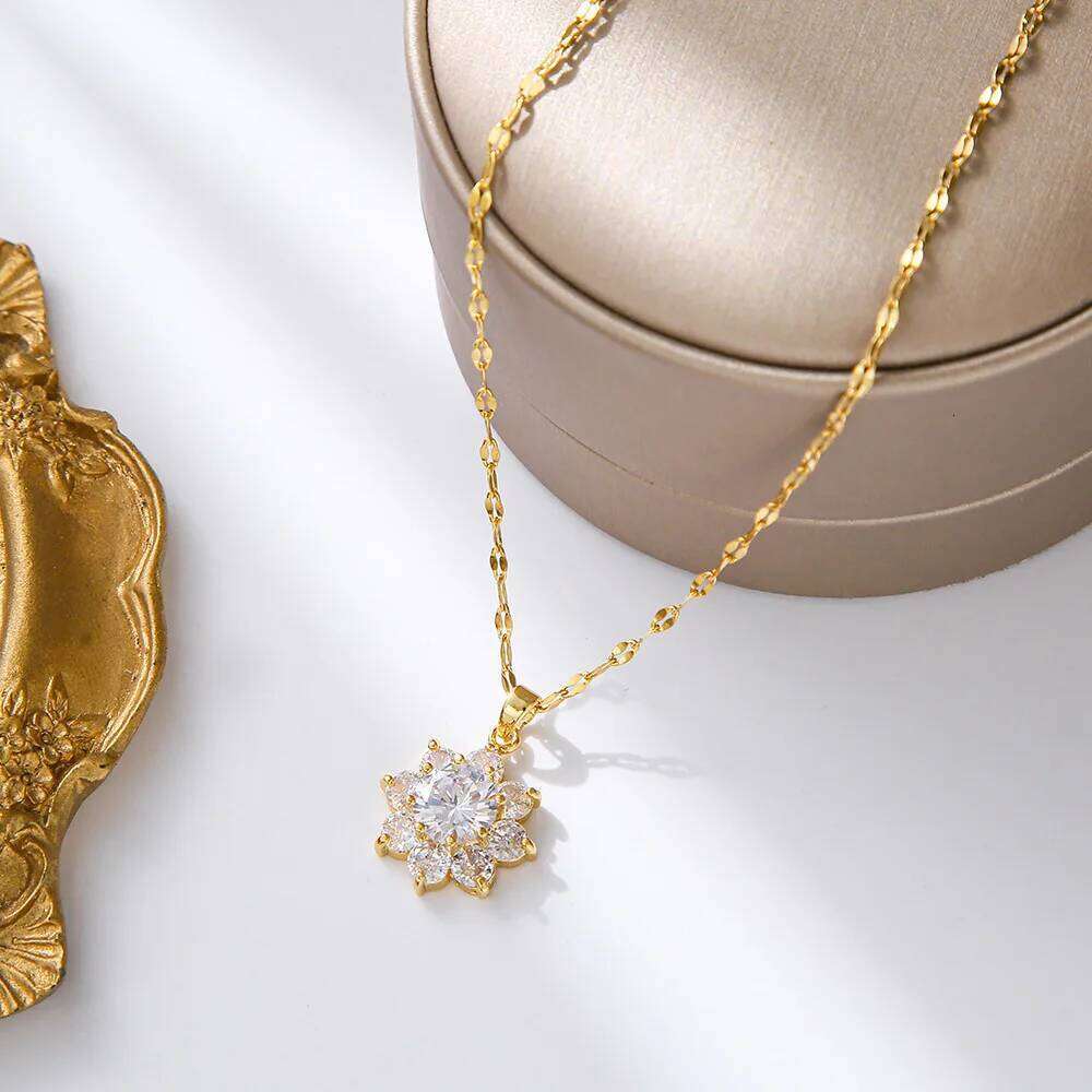 Sweet Zircon Crystal Pendant Necklace For Women Korean Fashion Stainless Steel Clavicle Chain Jewelry Female Wedding Accessories H260312