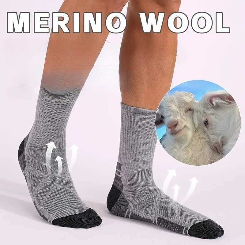 Merino Wool Mens Women Socks Hiking Running Socks Soft Lightweight Absorption Damping Mid-Calf Breathable Ankle Cycling Socks D260313