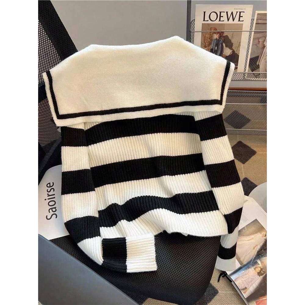 Women's Striped Knitted Top, Fake Two-Piece Shawl Collar, Contrast Color, Luxury Design, Autumn, Winter, New Arrivals Z260313