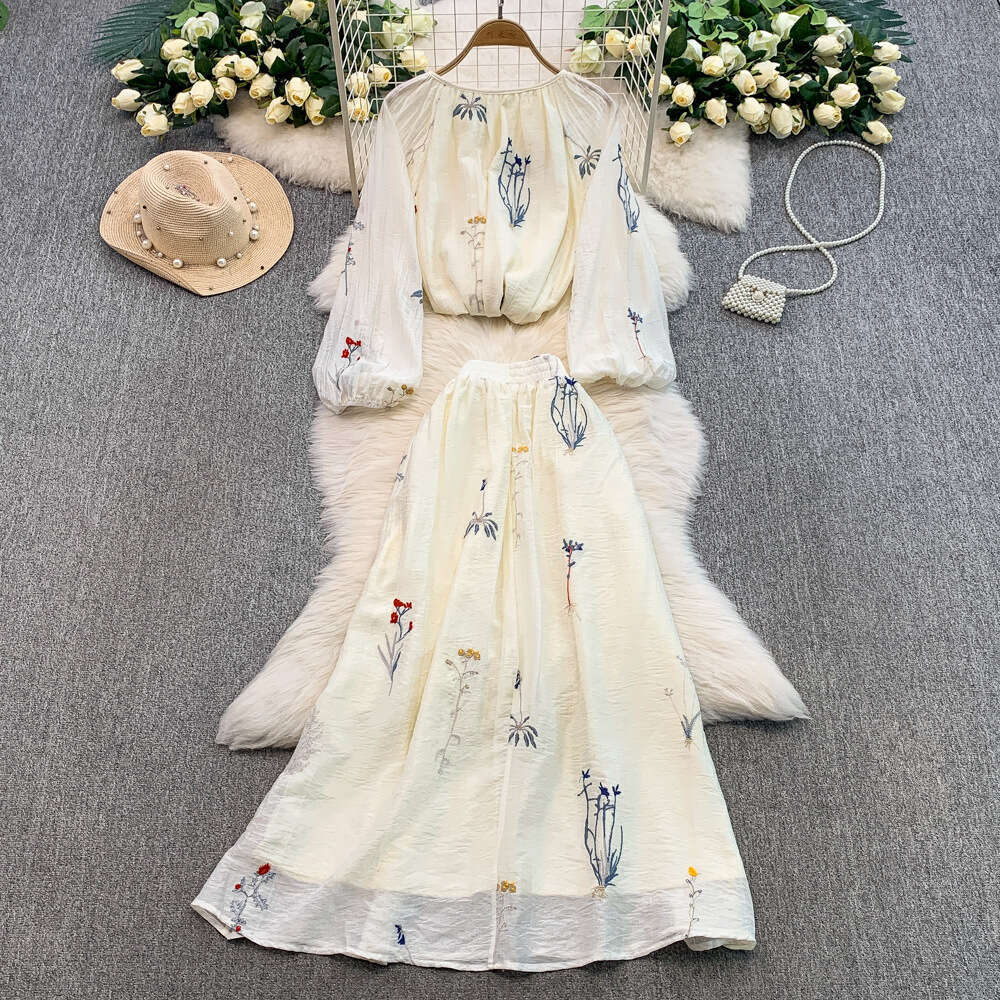 2026 designer's new sweet style lace up design embroidered loose single breasted shirt high waist slimming skirt