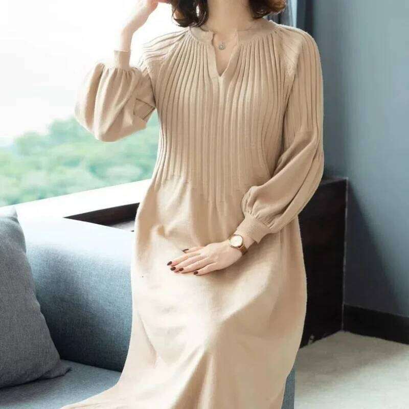 Fat Mm Large Size Light Mature Style V-neck Knitted Dress Women 300 Pounds Foreign Sweater Autumn Winter New Bottoming Dresses Z260313