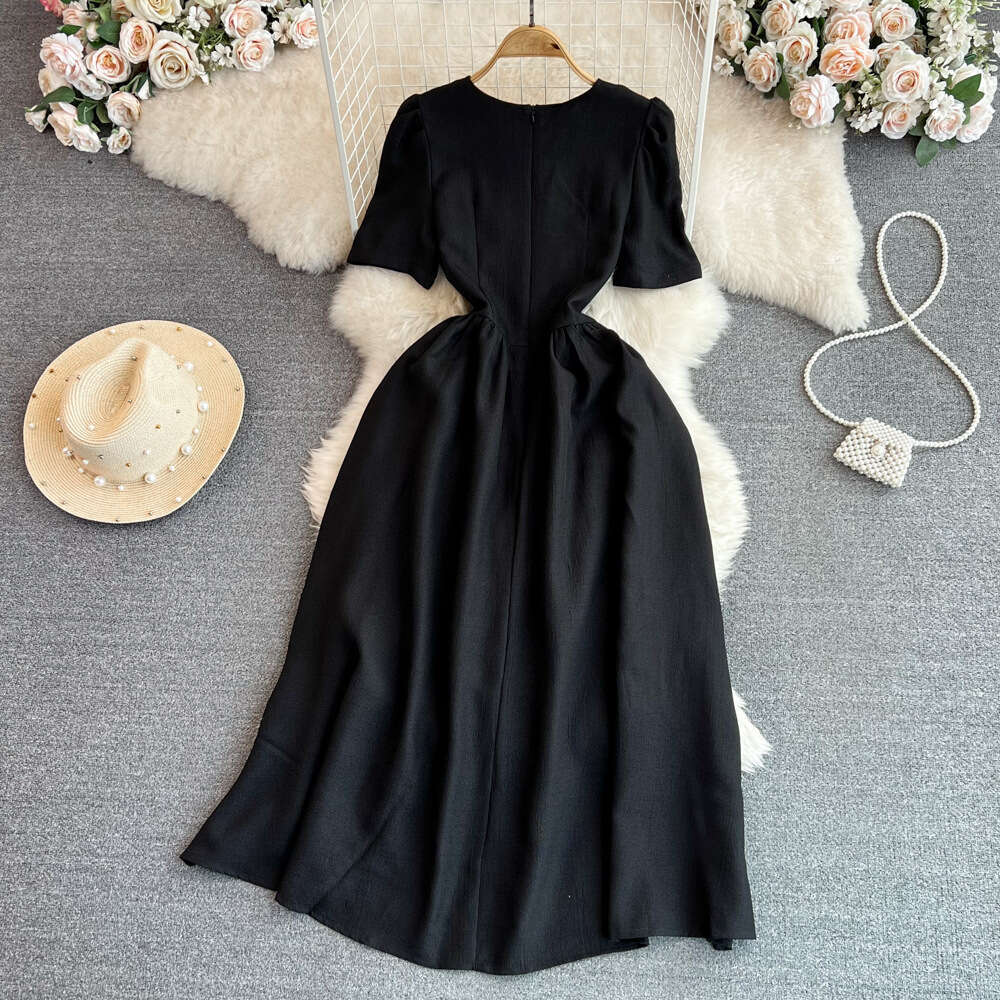 Black Hepburn style long skirt, summer style retro elegant fluffy short A9 sleeved round neck waist slimming A-line skirt