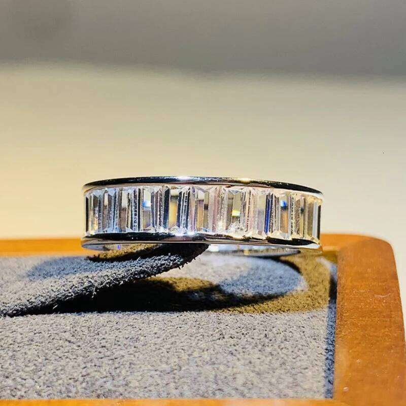 Huitan Trendy Women Rings Full Paved Rectangular Cubic Zircon Eternity Wedding Band Accessories Fashion Versatile Jewelry H260312