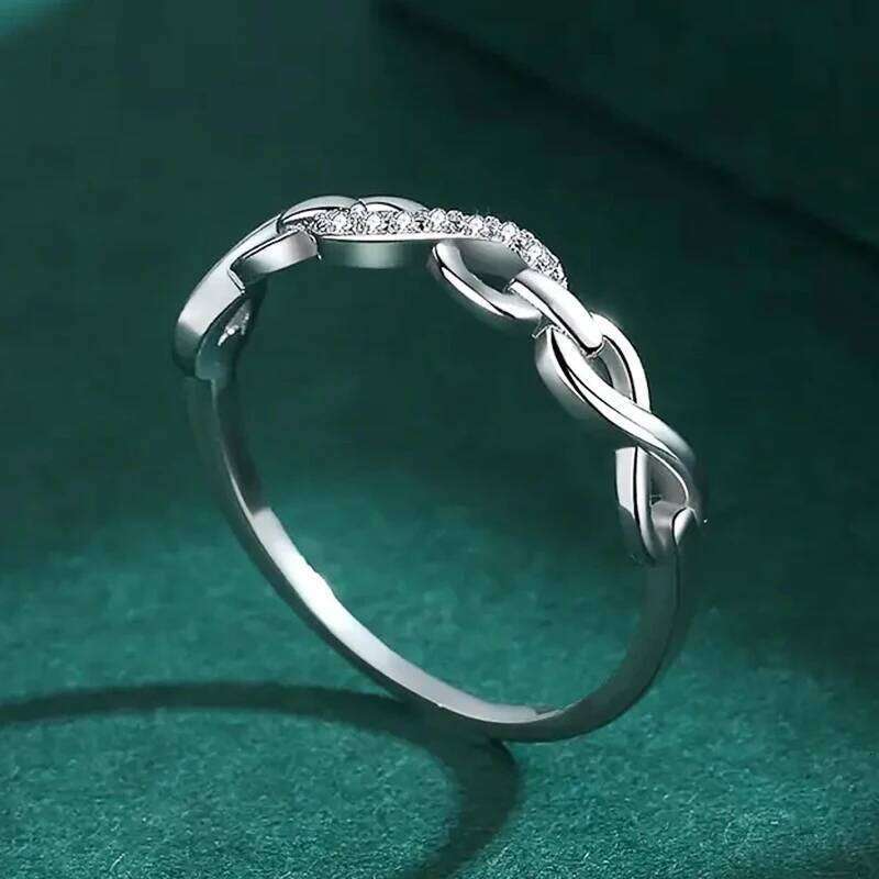 Huitan Elegant Infinity 8 Shaped Finger Ring for Women Wedding Band Accessories Silver Color Trendy Female Jewelry Gift H260312